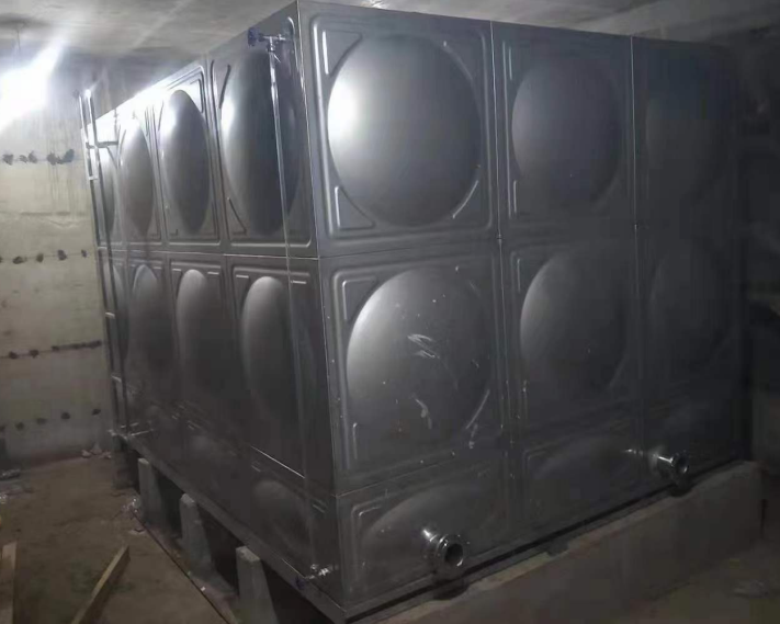 阿勒泰不锈钢保温水箱的焊接方法